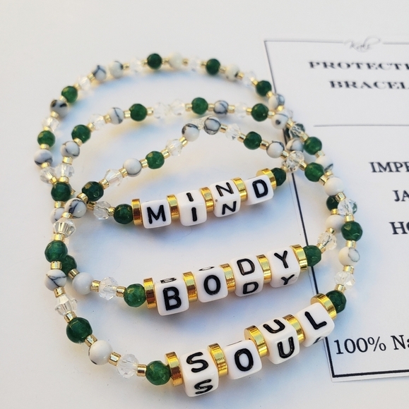 NWT JADE BRACELET DAINTY HEALING CRYSTALS GIFT FOR HER - Picture 3 of 3